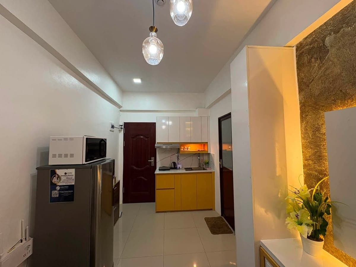 Fully Furnished 1-Bedroom Unit for Rent 🏡✨ - photo 3