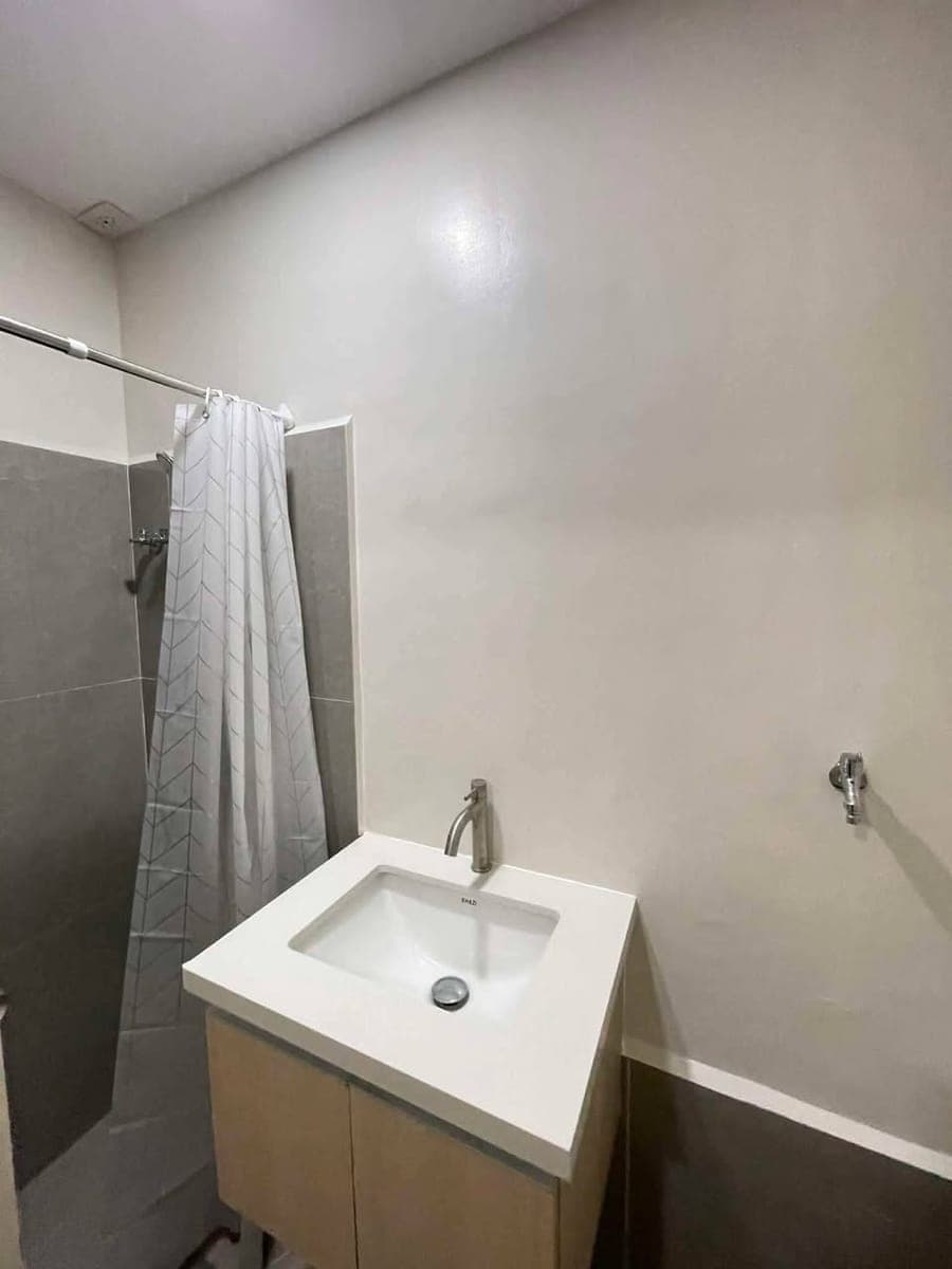 16k only! for rent in IT Park walking distance going to all BPO Companies in IT Park, Ayala, USPF and Waterfront - photo 5