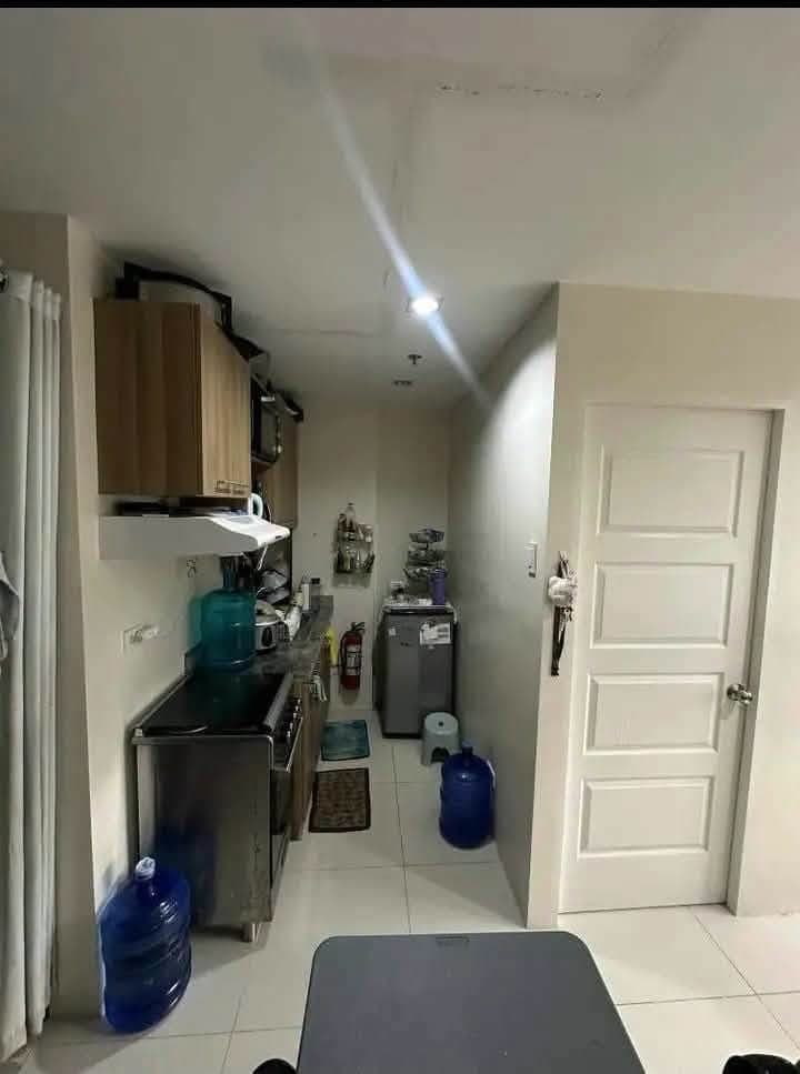 For rent Midpoint Residences, - photo 2
