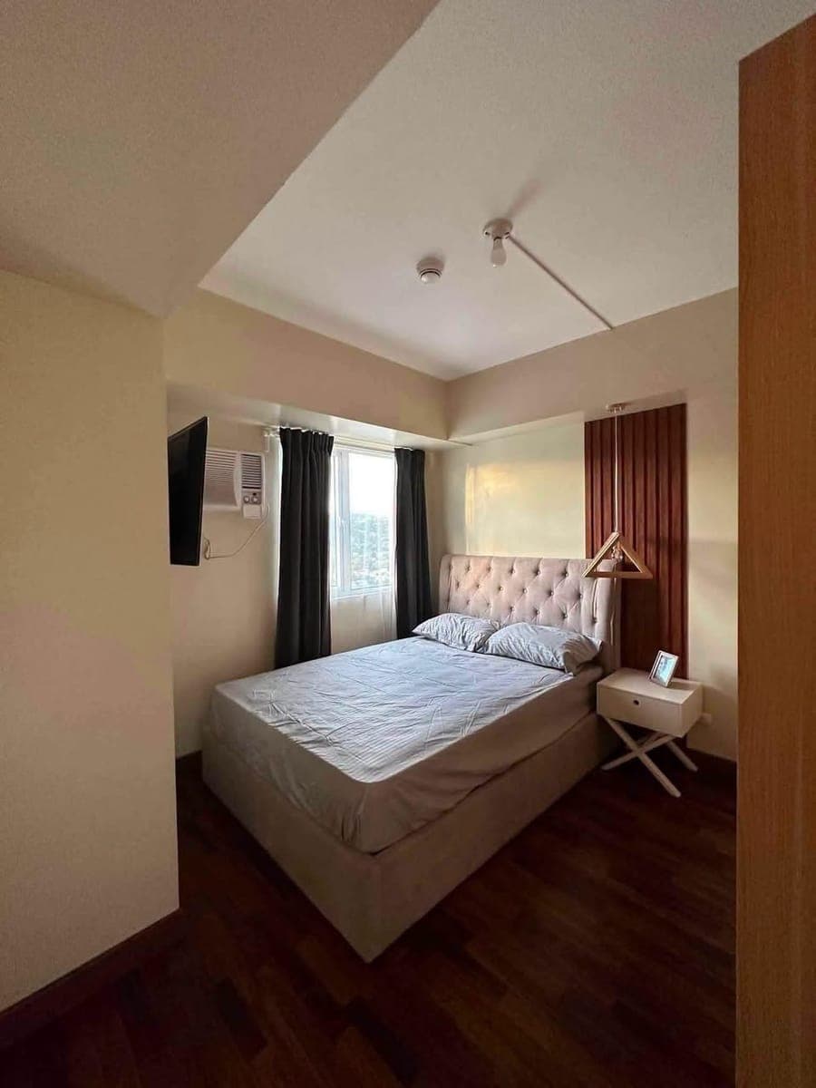 FOR RENT:2-Bedroom Condo - photo 3