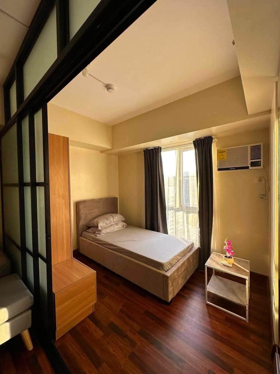 FOR RENT:2-Bedroom Condo - photo 4