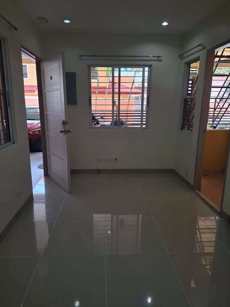 👉2 Bedroom Apartment For Rent in Mambaling - photo 2