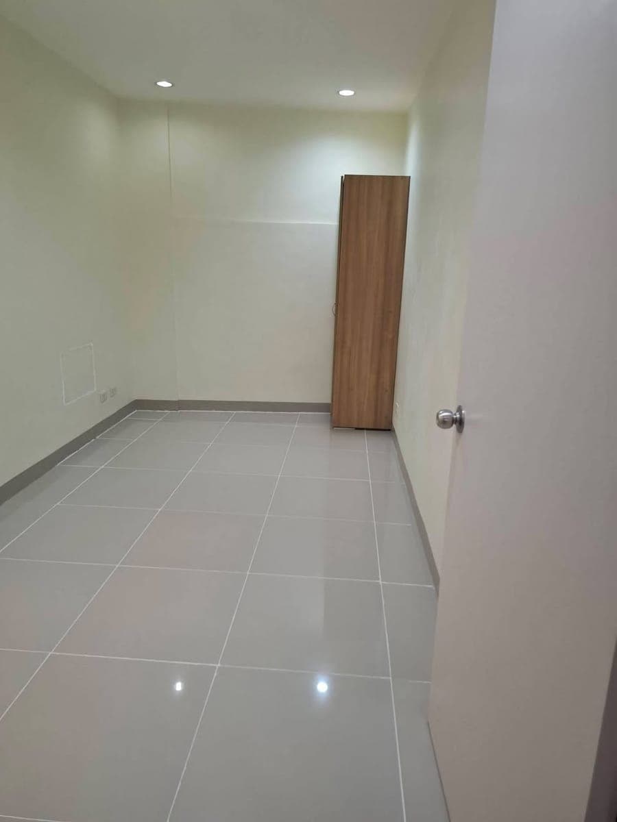 👉2 Bedroom Apartment For Rent in Mambaling - photo 3