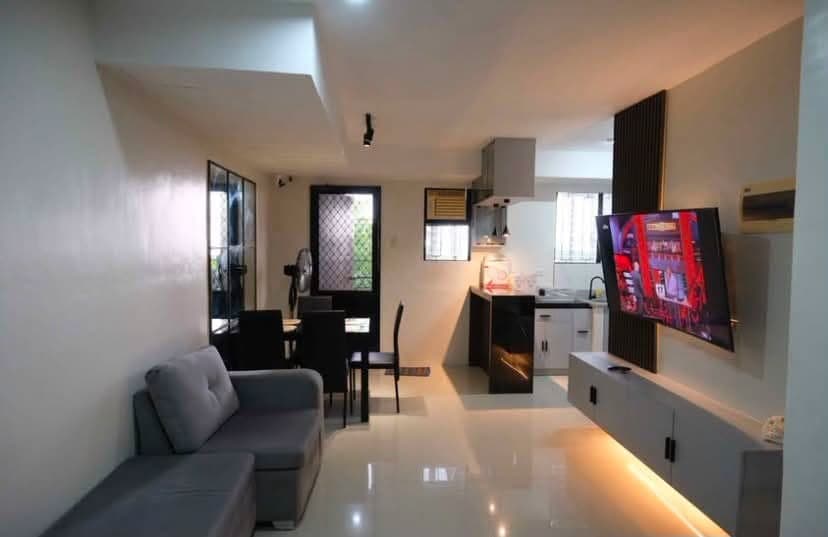 Direct Listing - photo 2