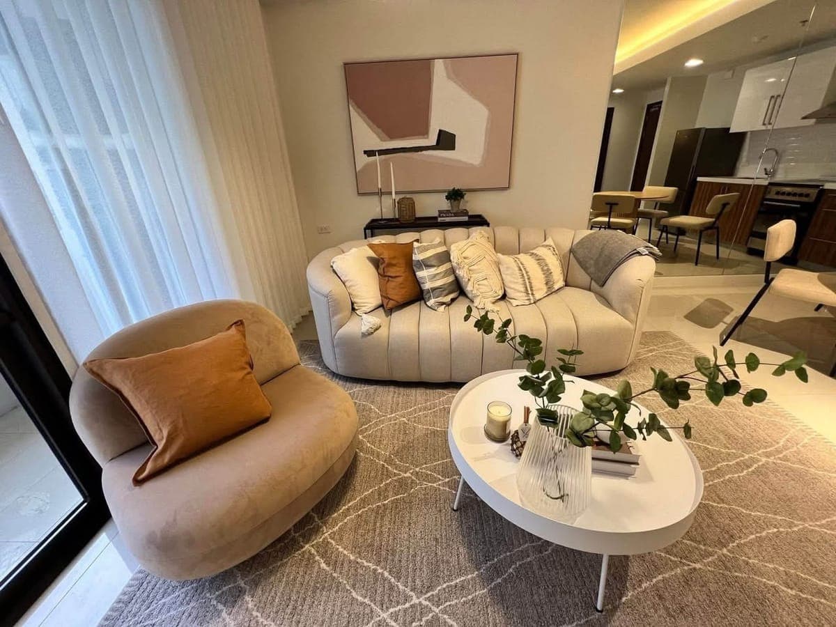 PTPA✨🏙️ FOR RENT | 1-BEDROOM UNIT WITH BALCONY — THE ALCOVES, AYALA - photo 1