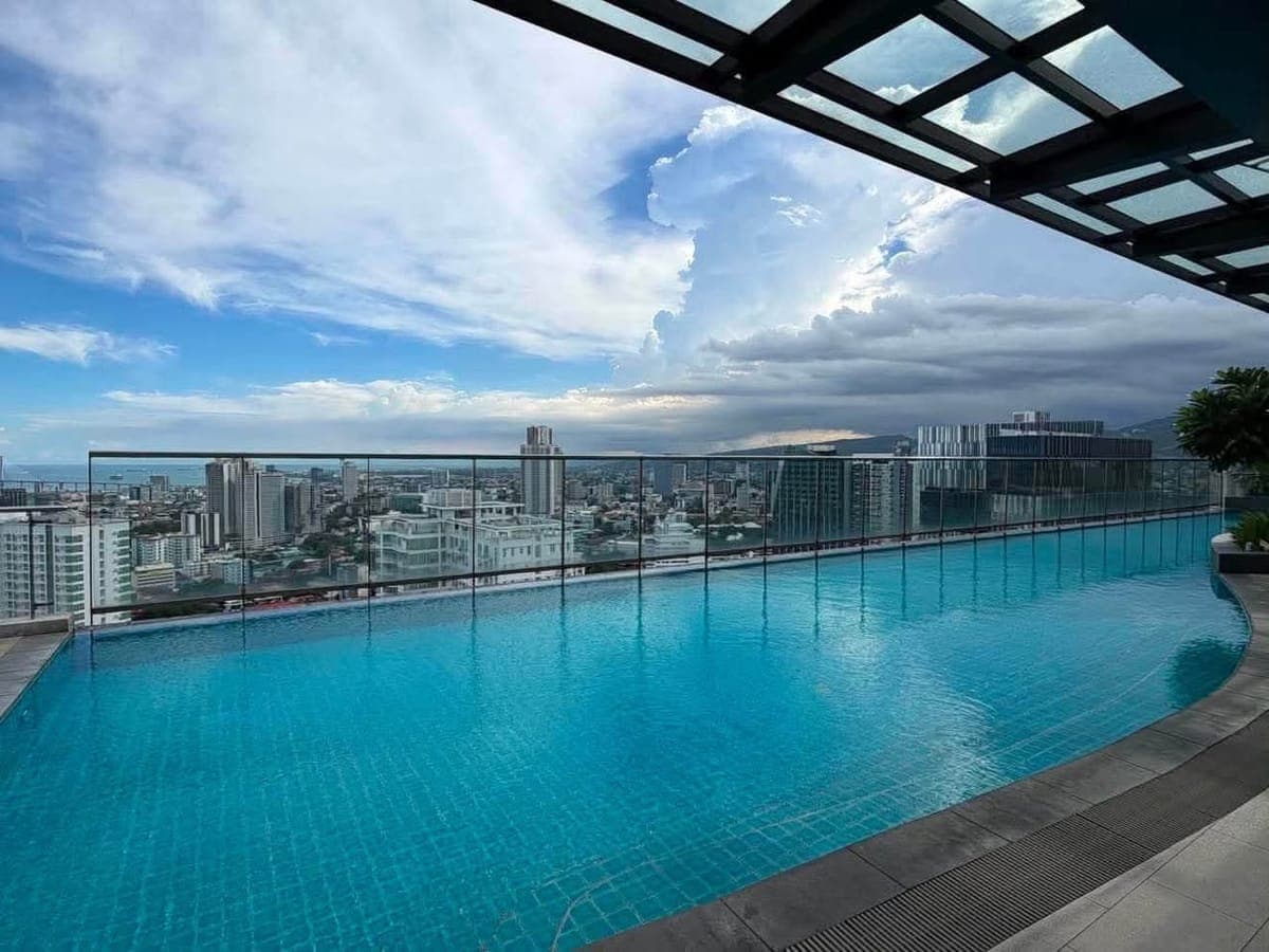 Stylish 1 Bedroom Unit at The Alcoves - photo 2