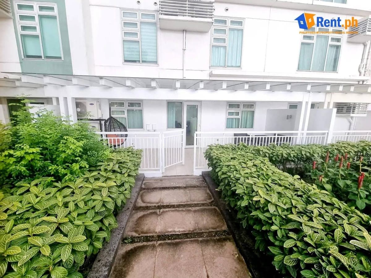 📣 DIRECT LISTING 📣 AVAILABLE VIEWING TODAY AFTERNOON 📣 - photo 3