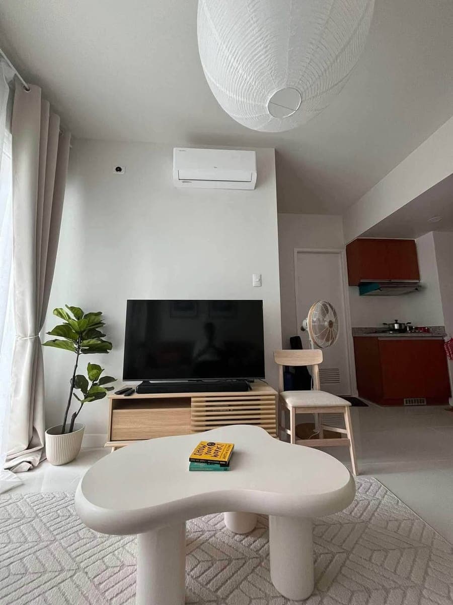 FOR RENT – Fully Furnished 1BR Condo with Balcony - photo 3