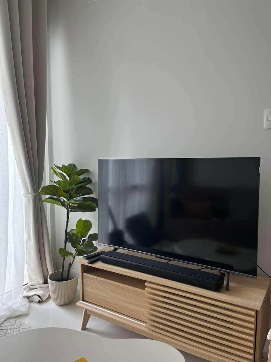 FOR RENT – Fully Furnished 1BR Condo with Balcony - photo 5