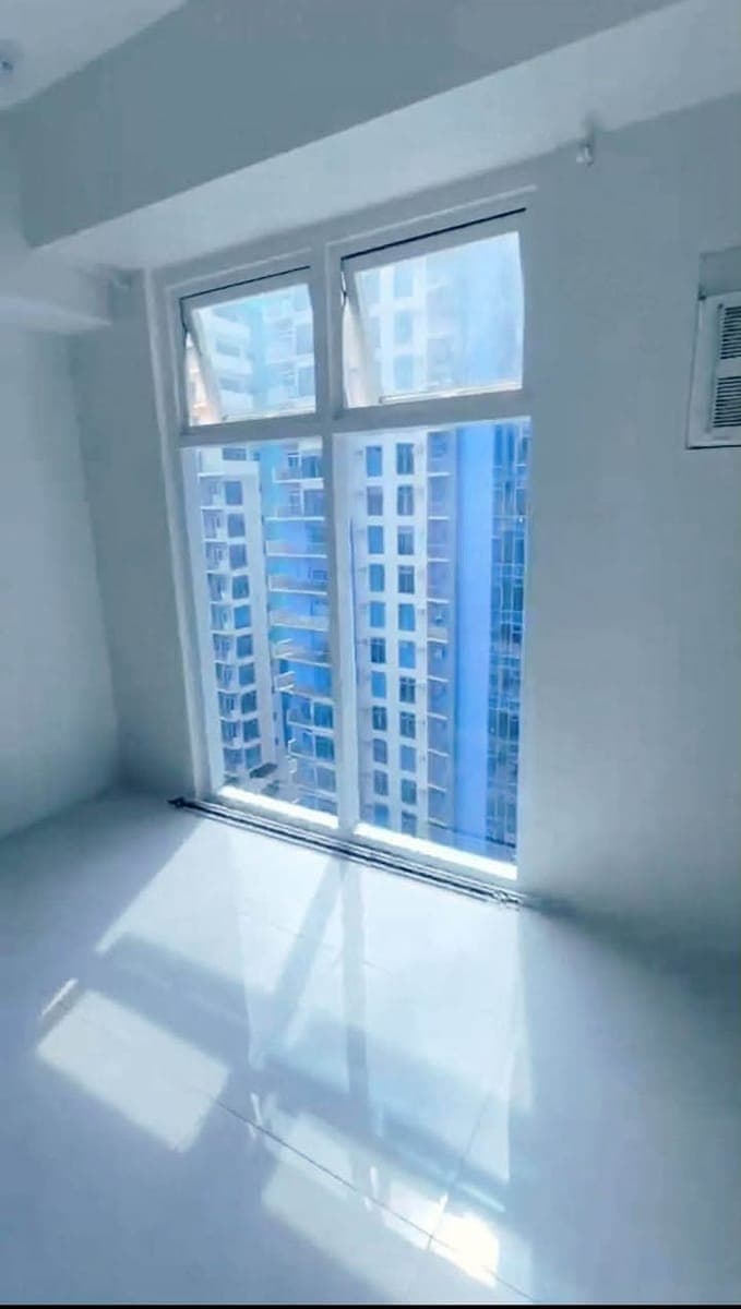 For Rent❗️Semi-Furnished 🏢Studio Unit in 🪴🌿Mivela Garden Residences 📍Banilad, Cebu City (at the... - photo 2