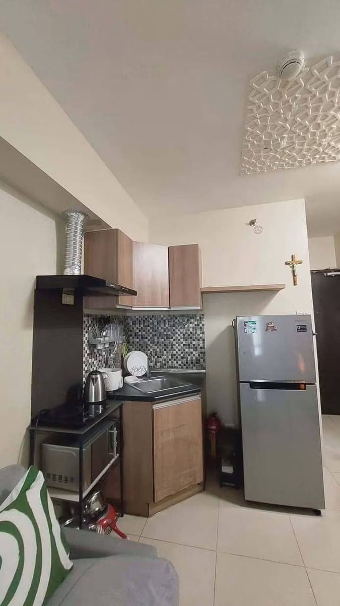 FOR RENT – Fully Furnished Studio Unit - photo 4