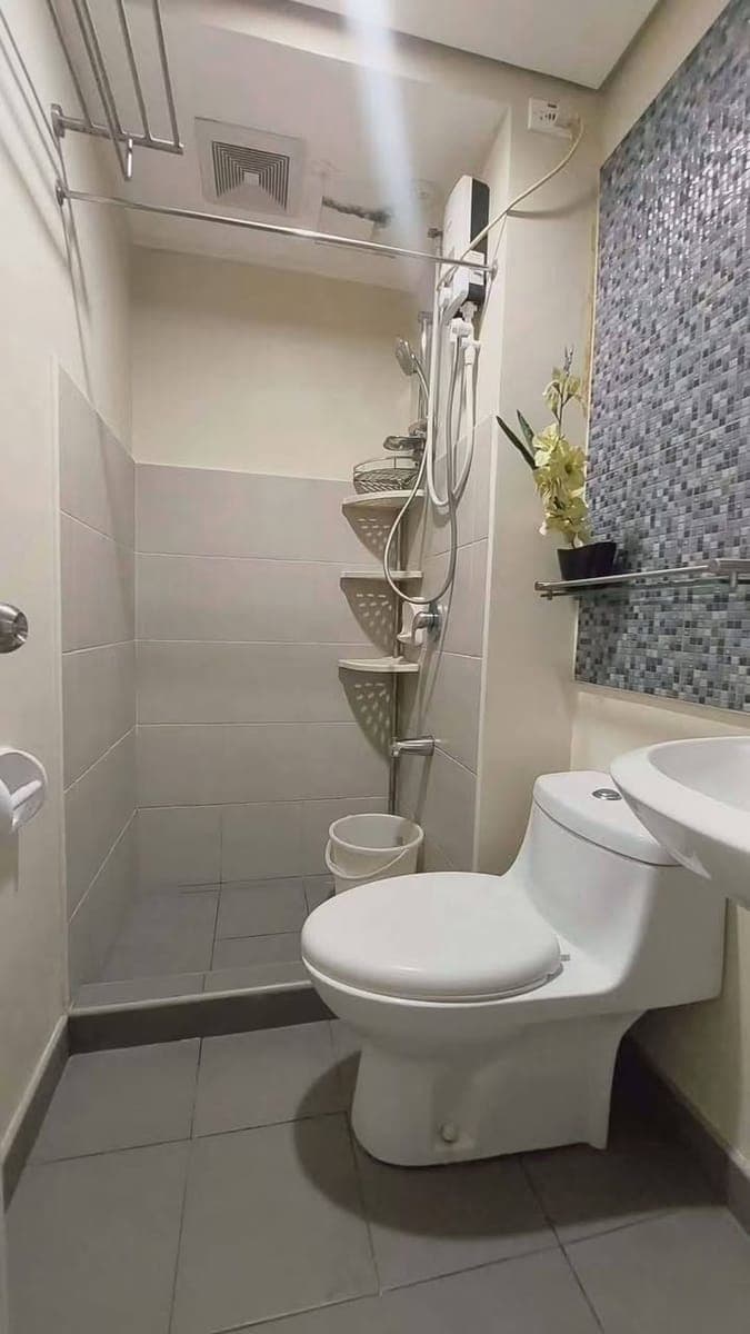 FOR RENT – Fully Furnished Studio Unit - photo 5