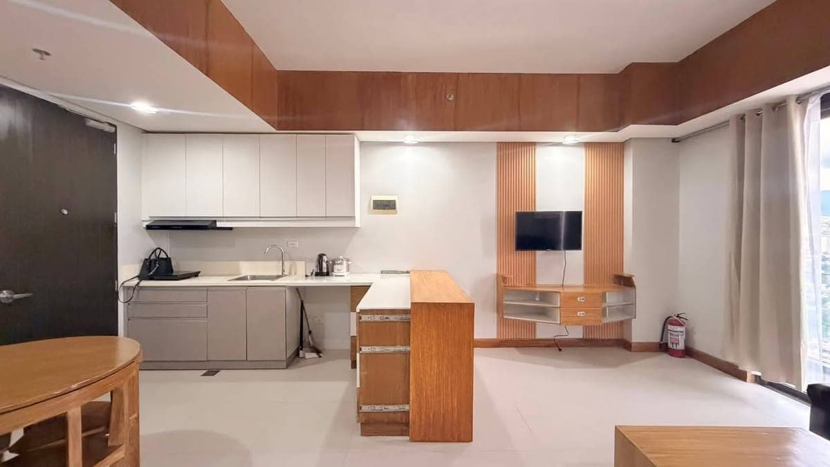 BASELINE PREMIERE – 1BR FOR RENT - photo 1