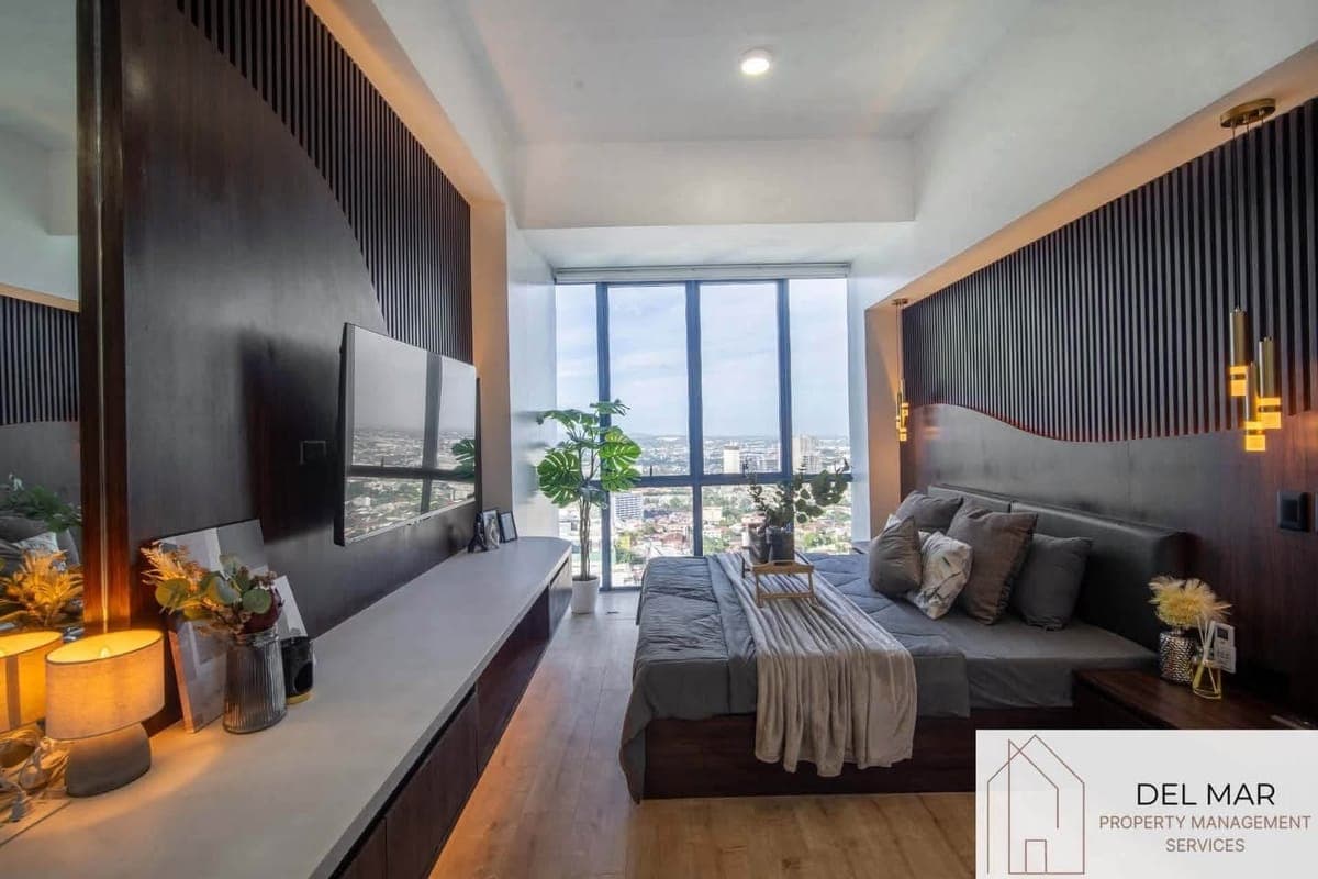 Ptpa: Our 38 Park 3BR unit is now for lease - photo 1
