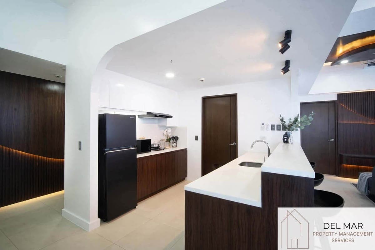 Ptpa: Our 38 Park 3BR unit is now for lease - photo 4