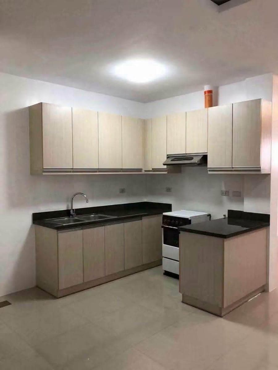 𝗛𝗼𝘂𝘀𝗲 𝗳𝗼𝗿 𝗥𝗲𝗻𝘁 𝗶𝗻 𝗣𝗿𝗶𝘀𝘁𝗶𝗻𝗮 𝗡𝗼𝗿𝘁𝗵‼️ - photo 2