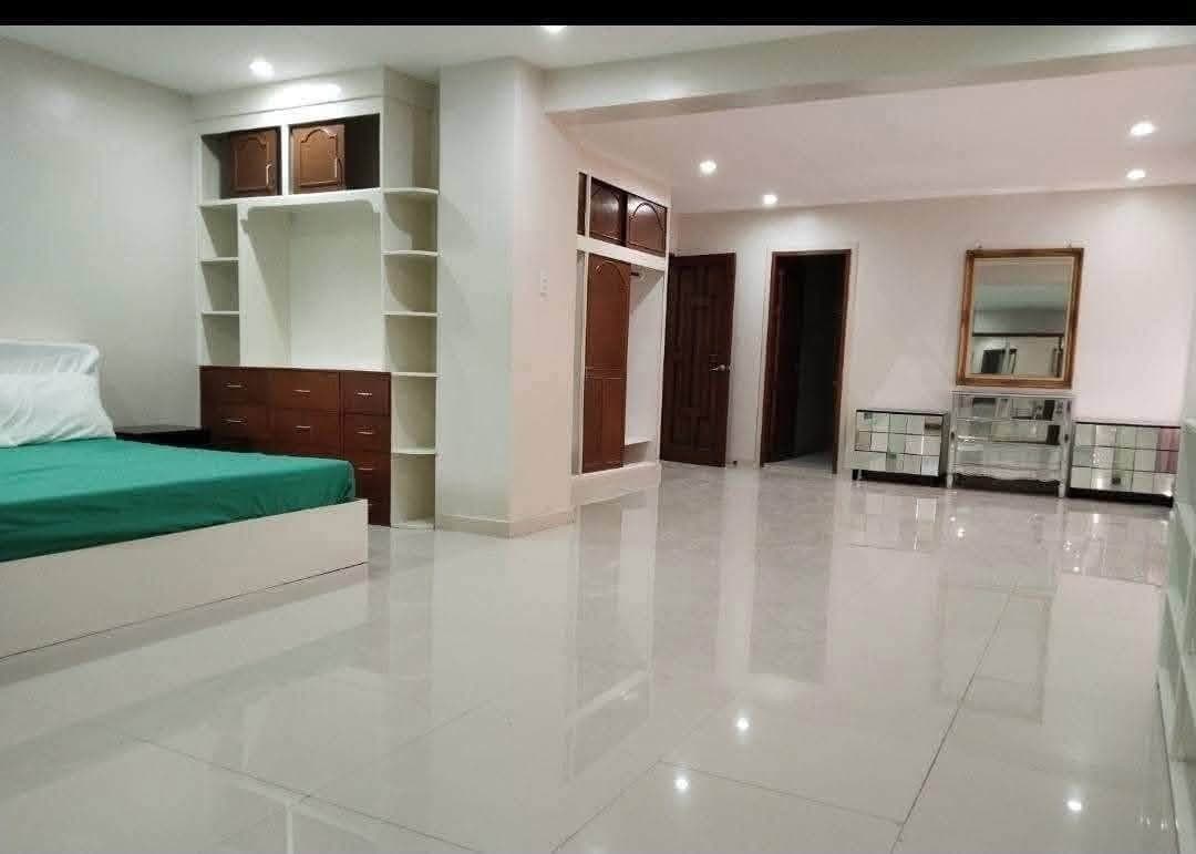 🏡 FOR RENT | LUXURIOUS 6-BEDROOM HOUSE WITH PRIVATE POOL - photo 3