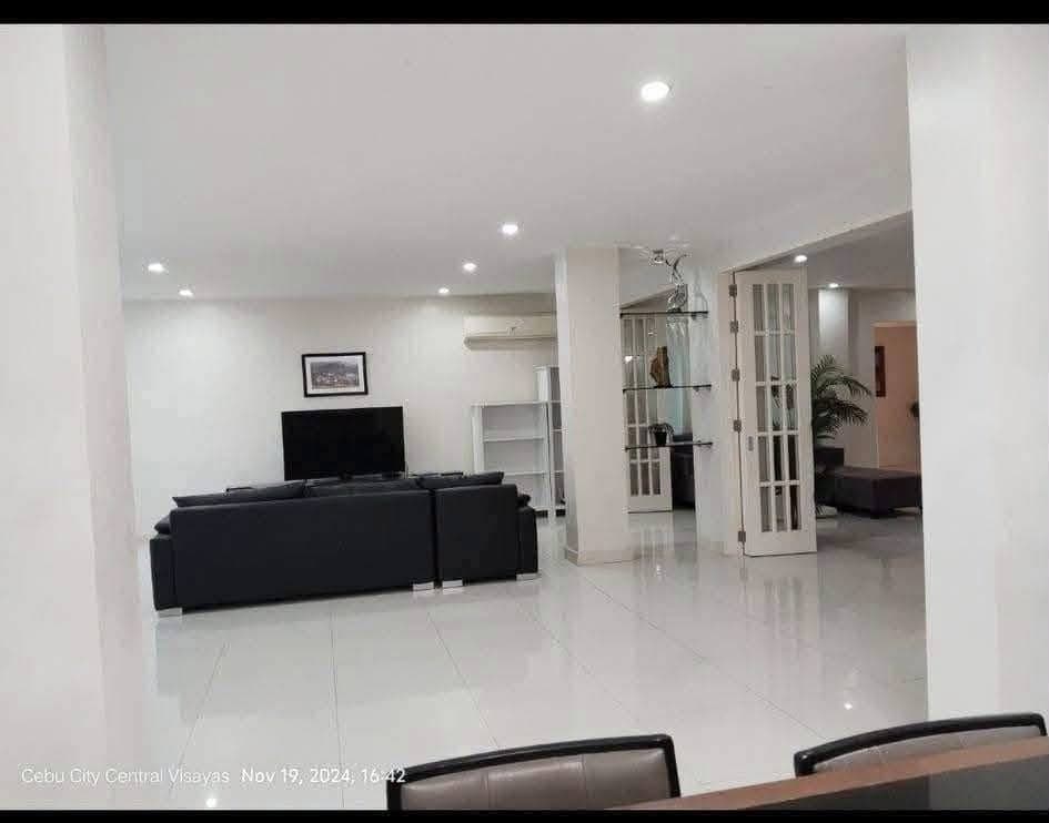 🏡 FOR RENT | LUXURIOUS 6-BEDROOM HOUSE WITH PRIVATE POOL - photo 5