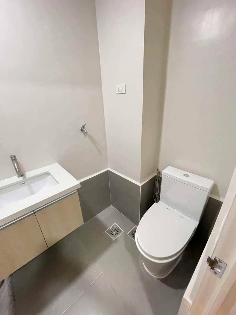 16k only! for rent in IT Park walking distance going to all BPO Companies in IT Park, Ayala, USPF and Waterfront - photo 4