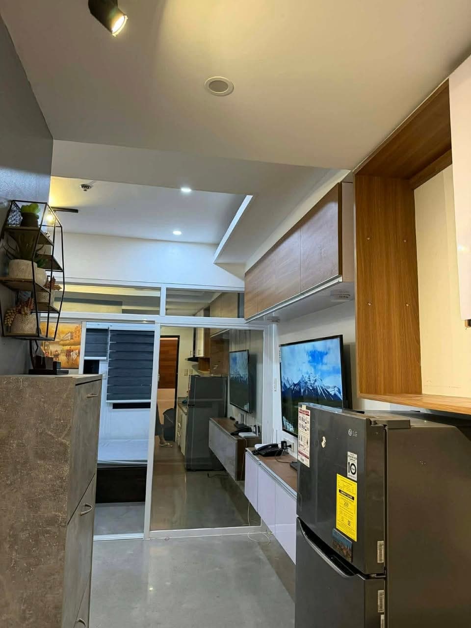 LOOKING FOR COZY UNIT? WE GOT YOU✨AVAILABLE FOR LEASE - photo 2