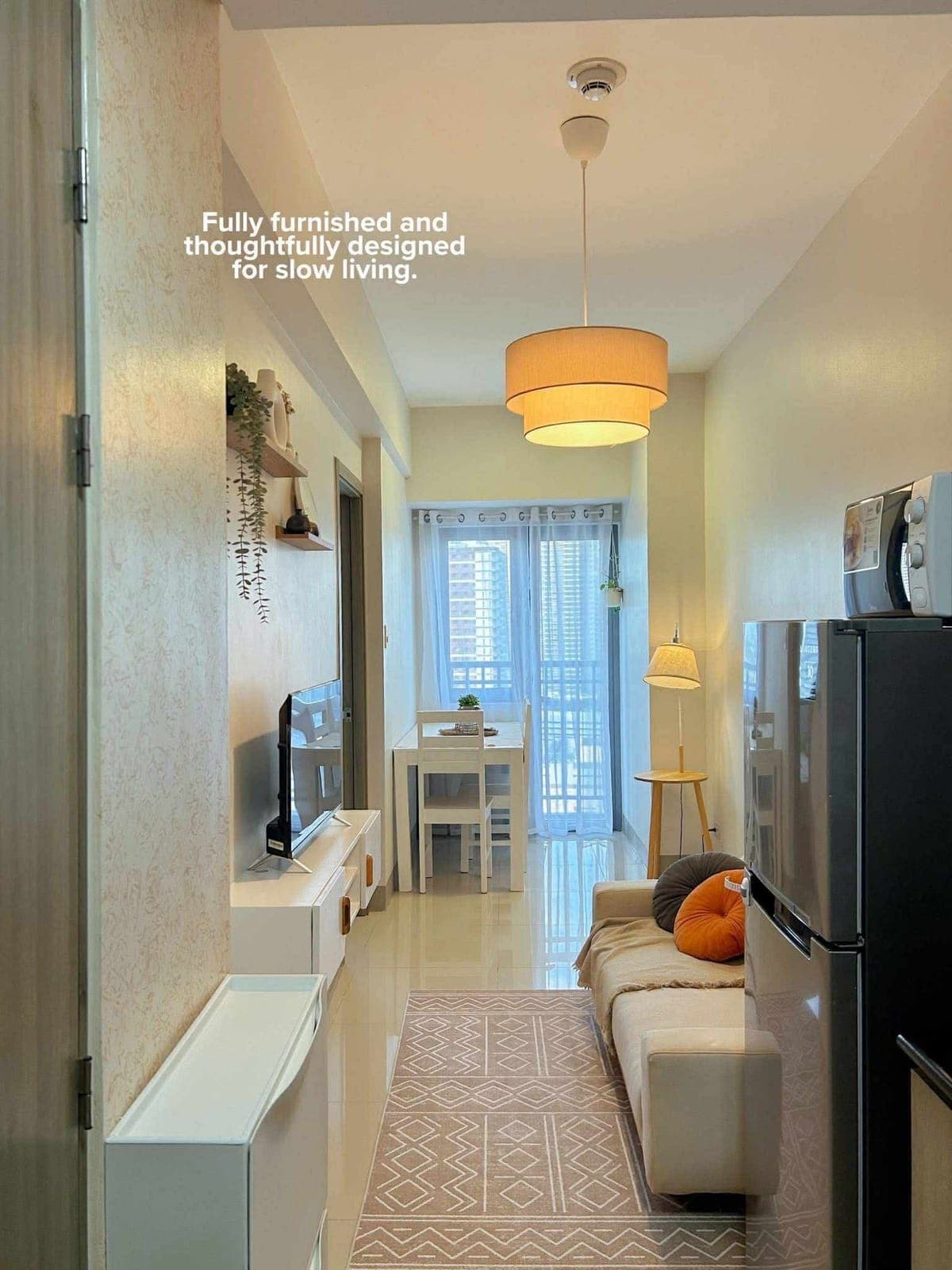 𝑭𝑶𝑹 𝑹𝑬𝑵𝑻: FULLY FURNISHED 1BR with Balcony | SMDC Fame Tower 1 - photo 3