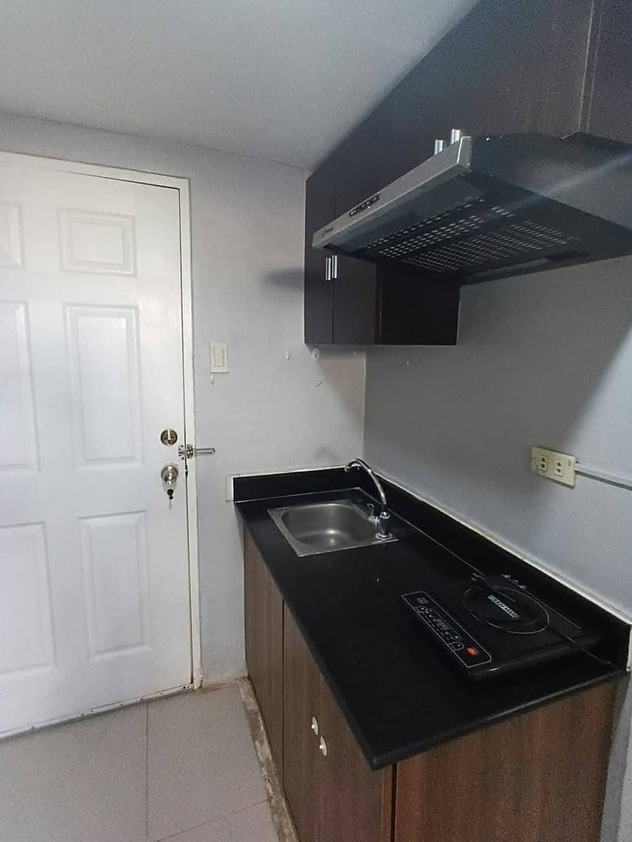 👀👉‼️ FOR RENT: Budget Friendly Php 13k 🏢 1 Bedroom and Studio Units near IT PARK CEBU CITY and US... - photo 5