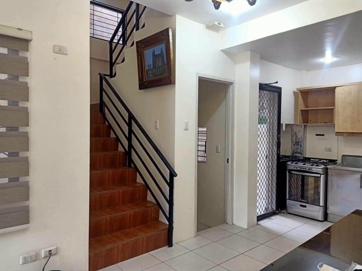For rent Semi-furnished HOUSE and Lot - photo 3