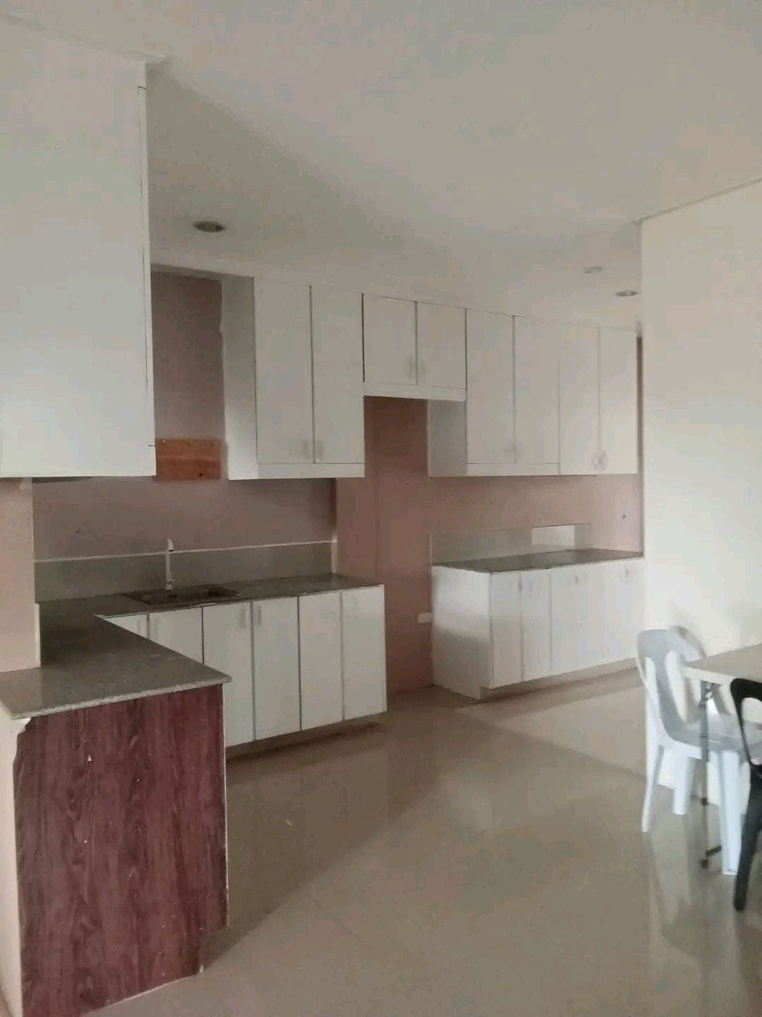 APARTMENT FOR RENT IN MAIN MAIN AVE CUBAO QUEZON CITY. - photo 4