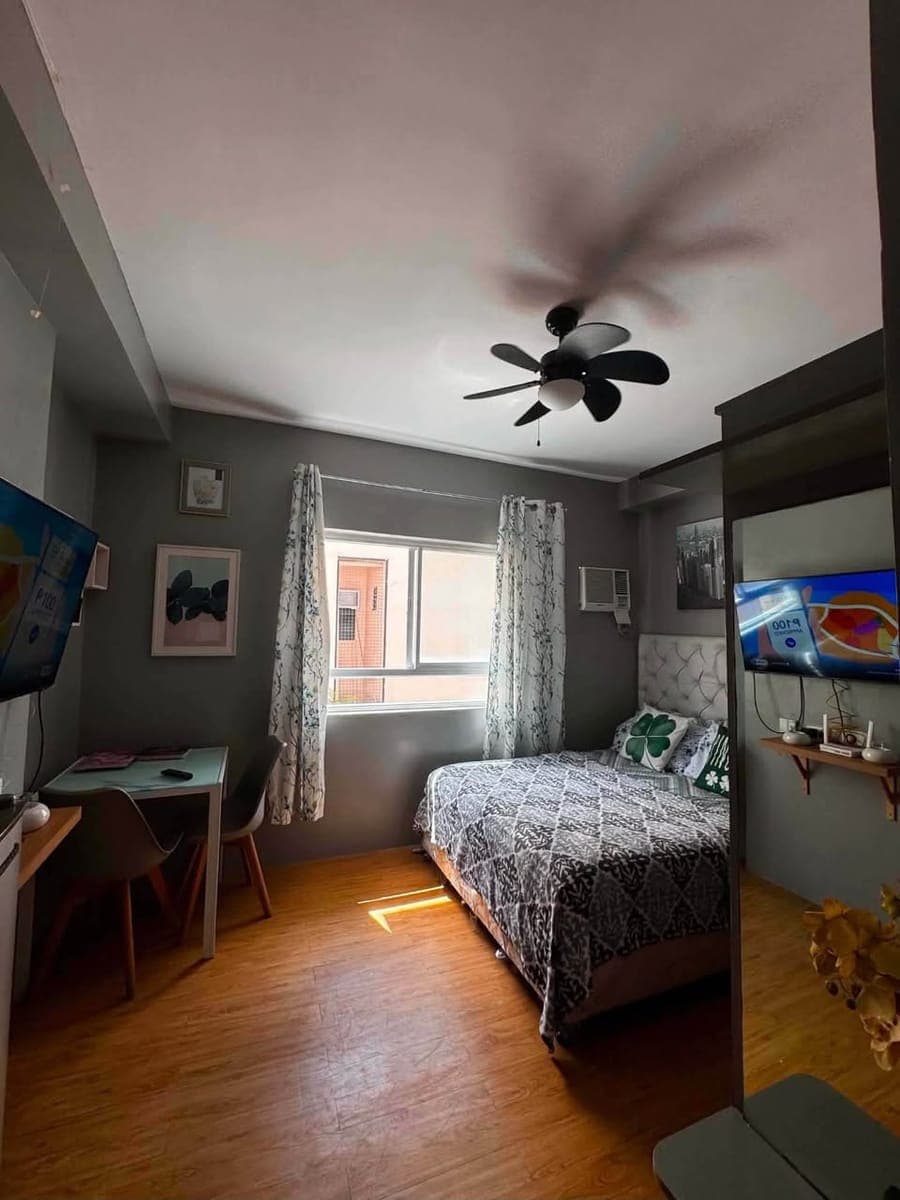 FOR RENT STUDIO UNIT 17K INCLUDES CONDO DUES AND WIFI - photo 2
