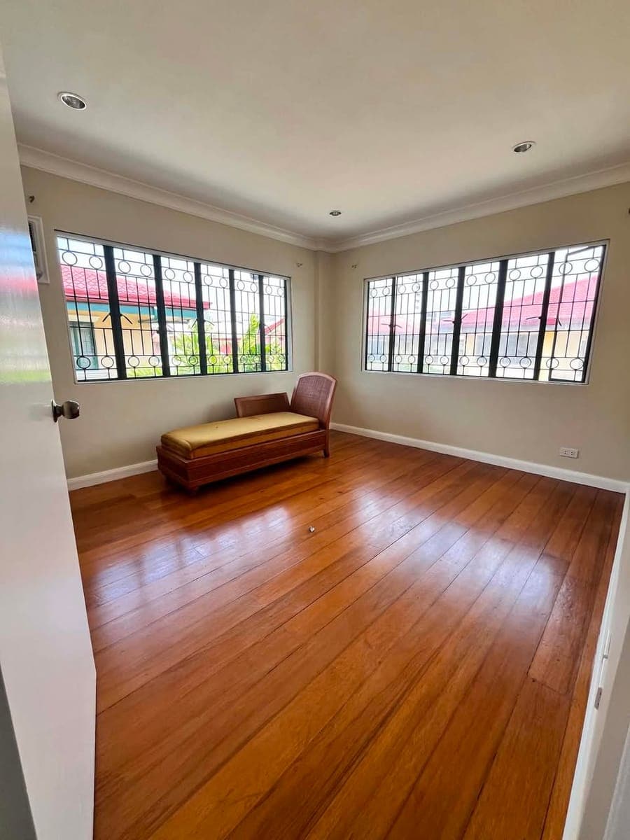 **🏡 FOR RENT: Spacious 3 Bedrooms Expat House in Banilad, Mandaue City Next to Oakridge Business Park** - photo 4