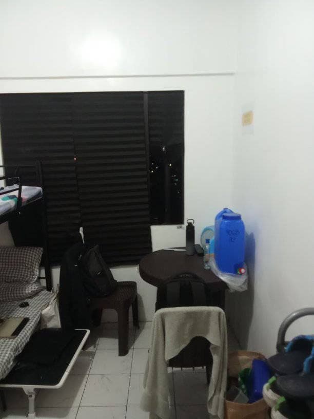 ₱3,750 Upper Bunk Roommate (Male only) - photo 1