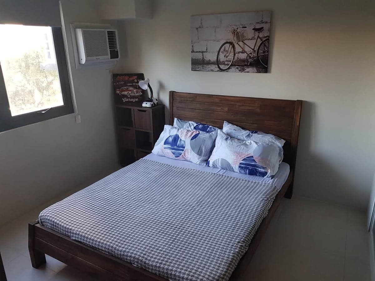 CONDO FOR RENT - photo 1