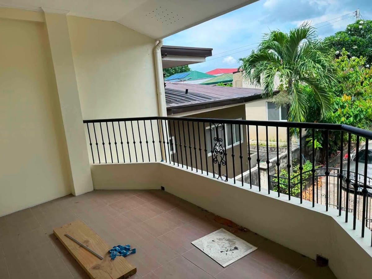 Single Detached 2 storey house inside a subd in Brgy Guadalupe Cebu city ❗️ - photo 1