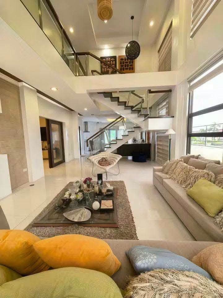 For Rent 5 Bedrooms House for rent - photo 1