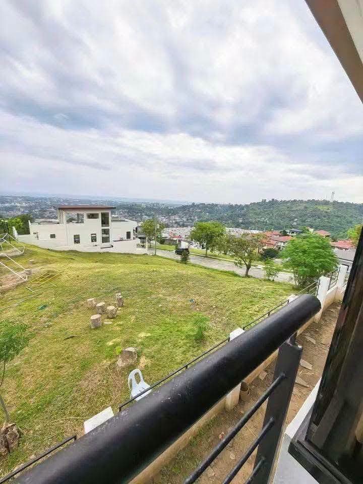 For Rent 5 Bedrooms House for rent - photo 4