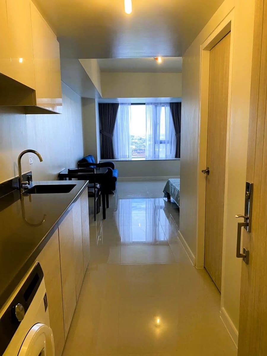 🏡 FOR RENT | STUDIO-TYPE CONDO – MANDANI BAY, MANDAUE CITY - photo 2