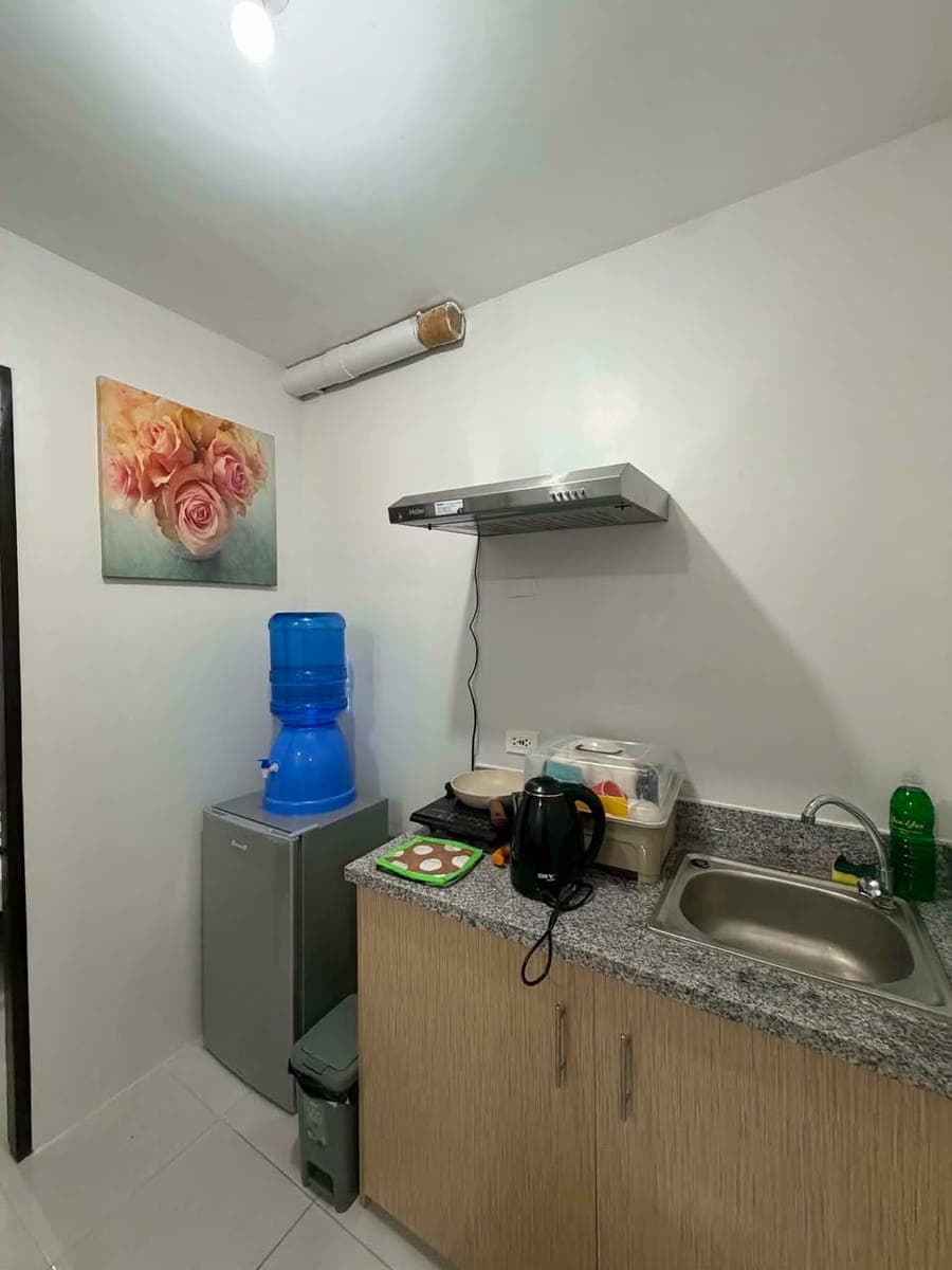 🏠 FOR RENT | Fully Furnished 2 Bedroom Unit - photo 3