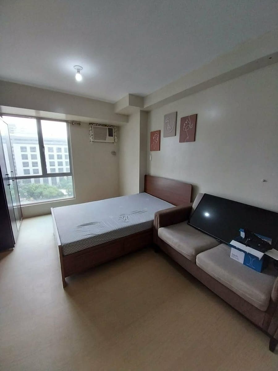 Studio Unit for RENT - photo 1
