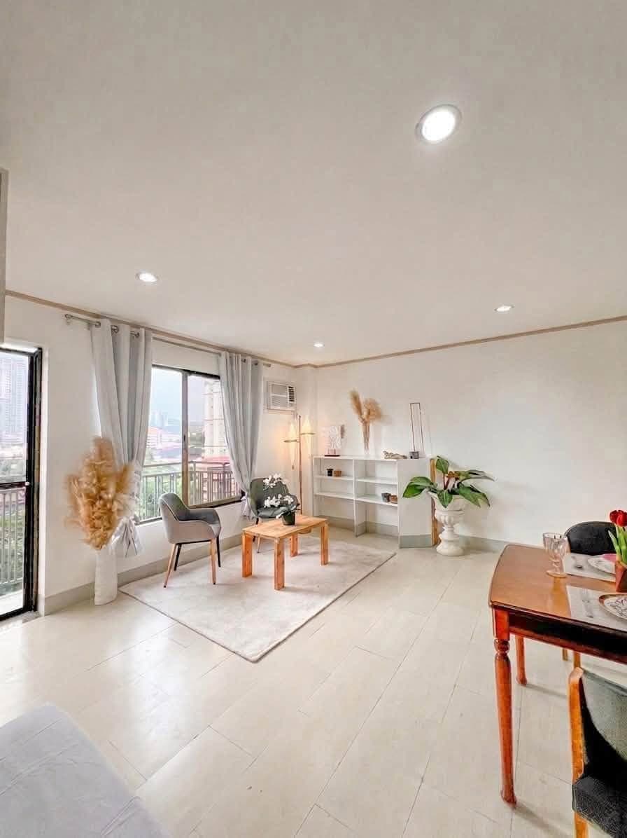 Room for Rent - photo 1