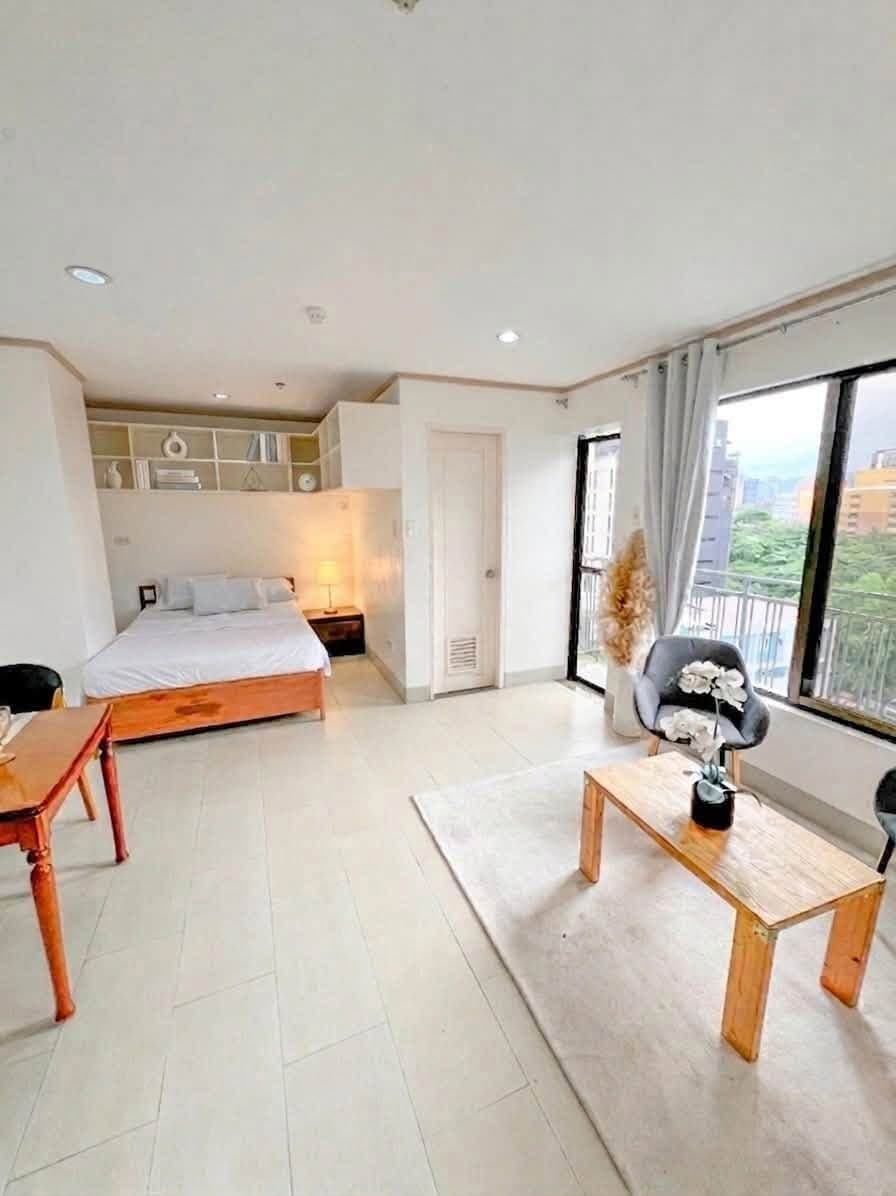 Room for Rent - photo 2