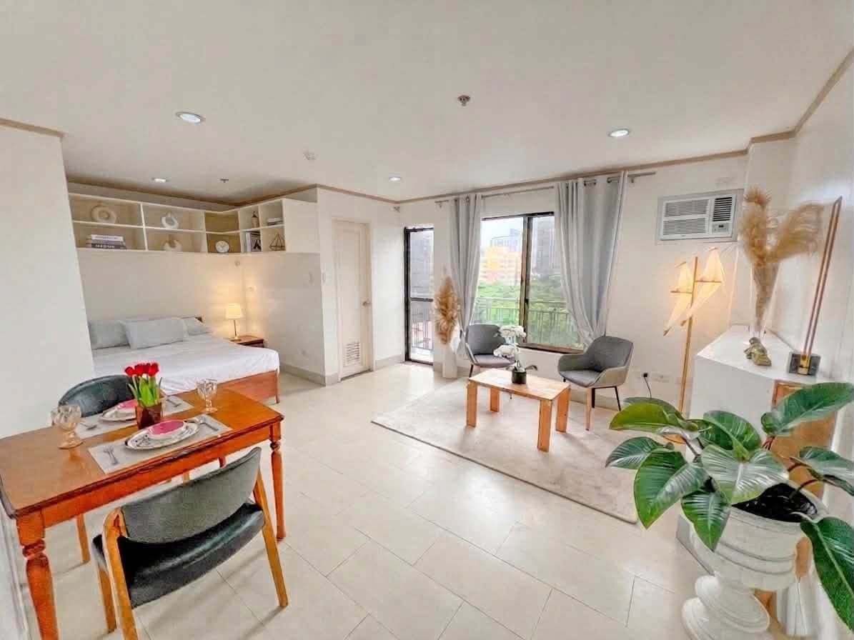 Room for Rent - photo 5