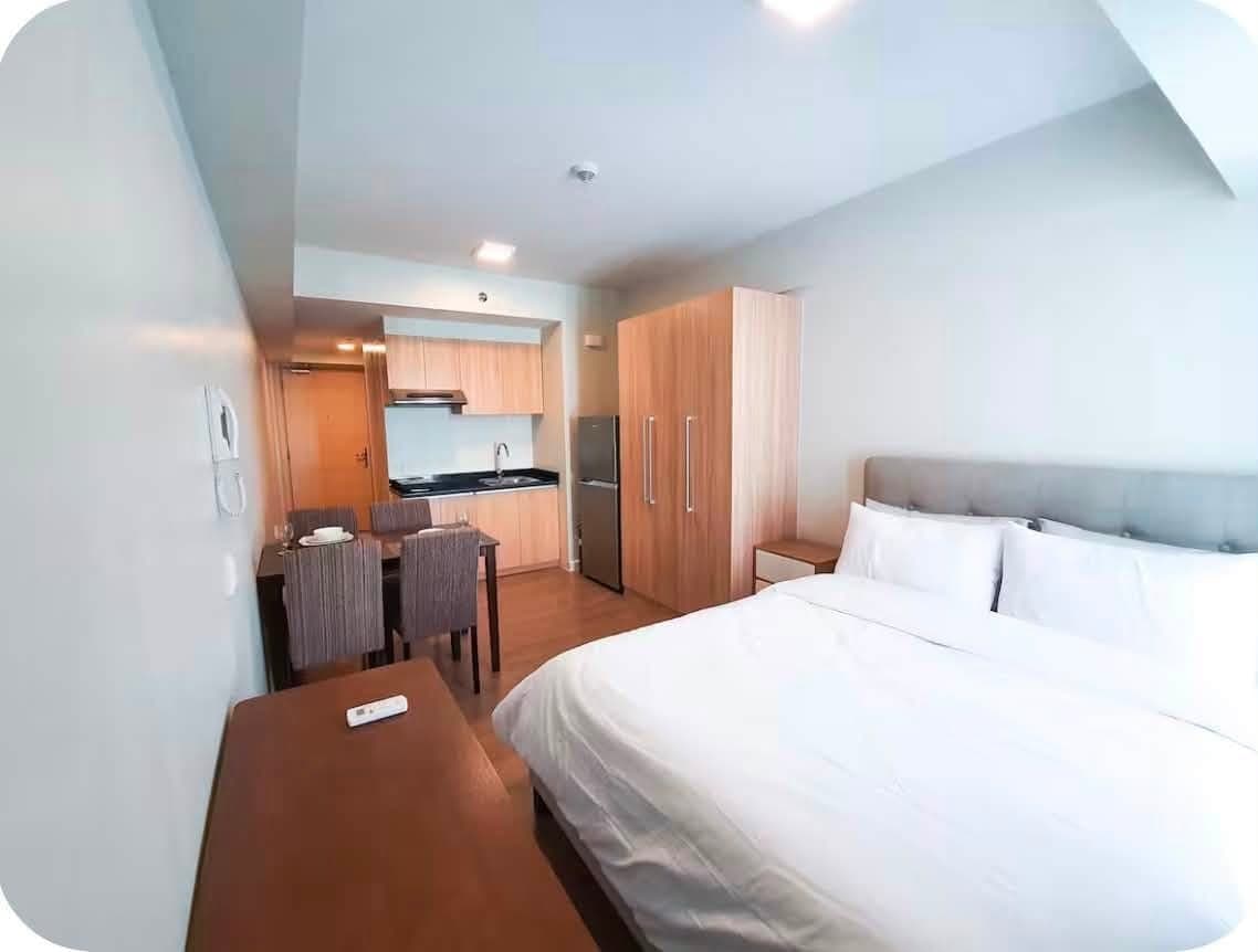 FOR RENT: Studio Unit at Solinea Tower 3 Cebu Business Park - photo 3