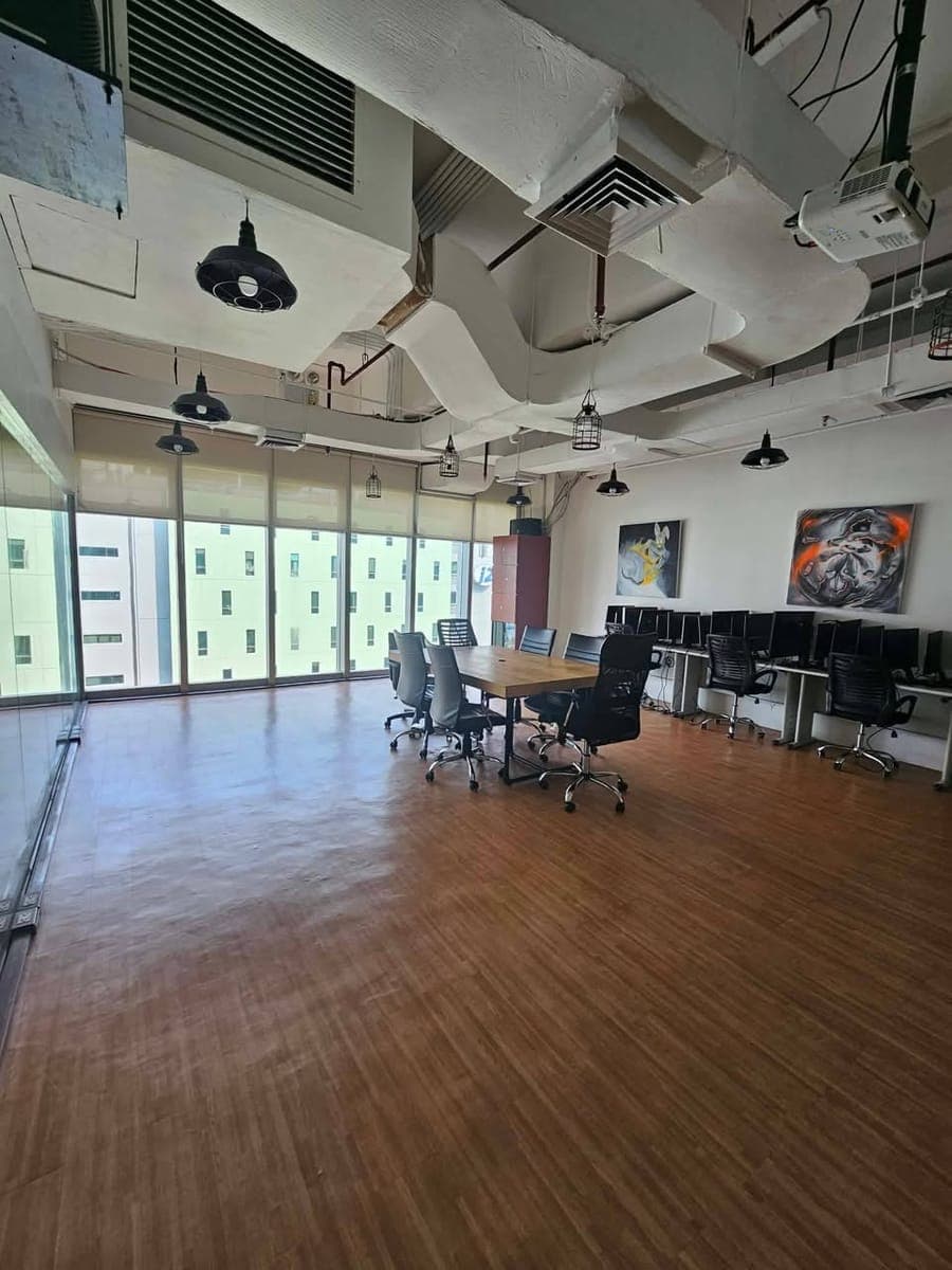 IT Park Seats Available! - photo 4