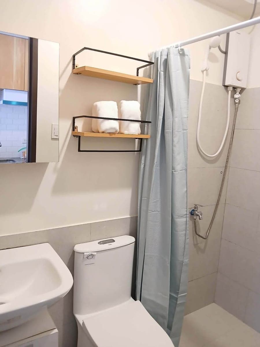 FOR RENT: Studio Unit at the Median near IT Park - photo 3