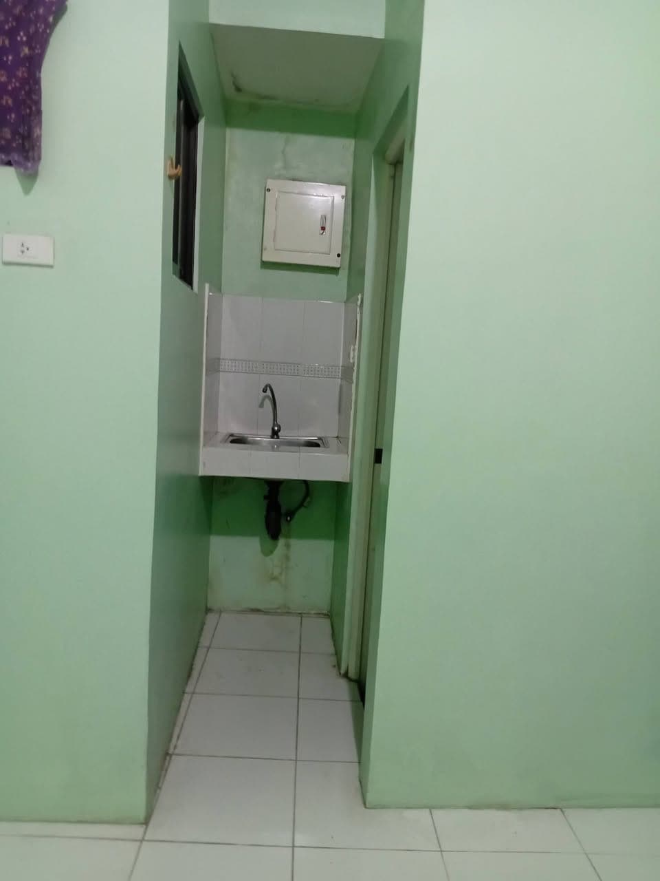Studio Unit for Rent (with own CR and Sink) - photo 3