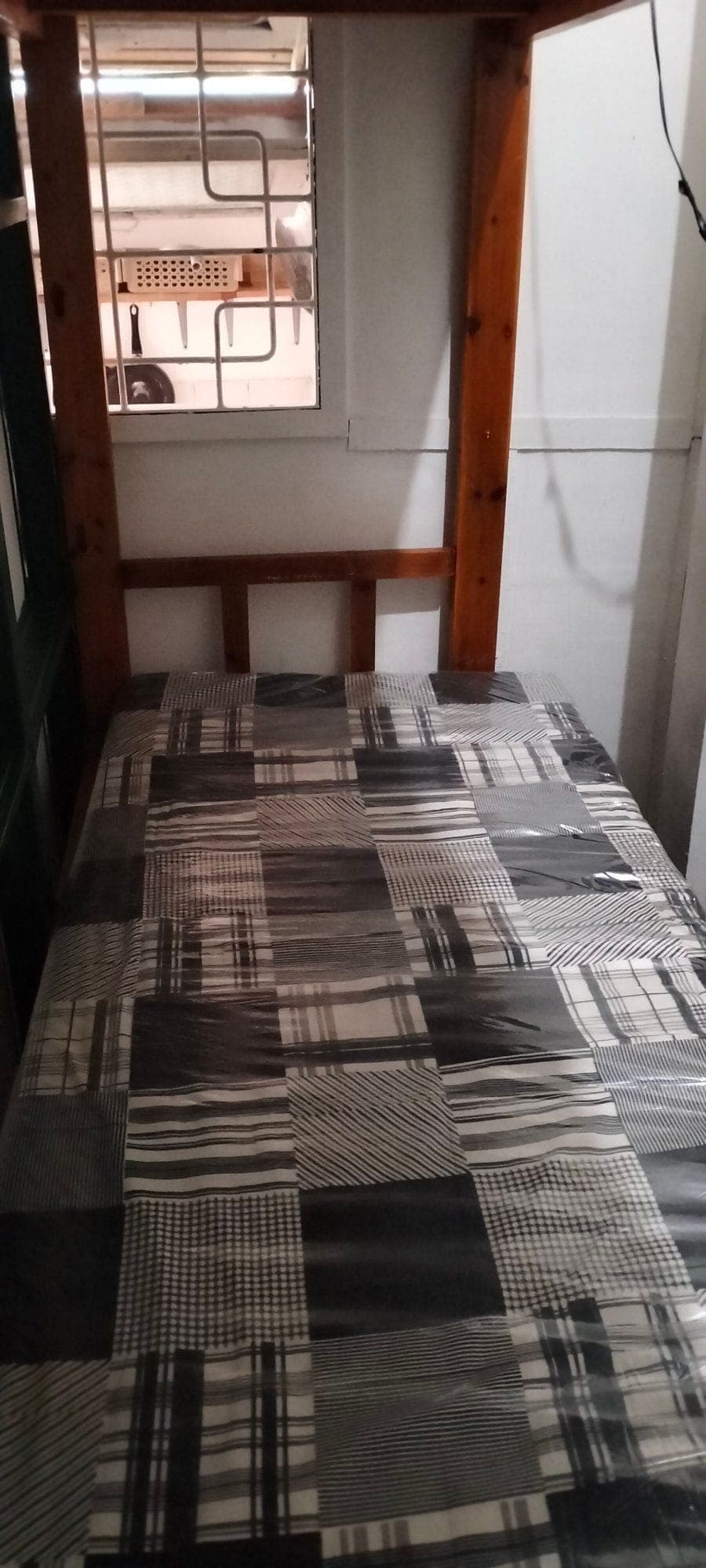 male bedspace available  ,no Depo. 2 month LNG bbyaran  move in n..3k upper bed 3.2k lower..2 LNG sa... - photo 6