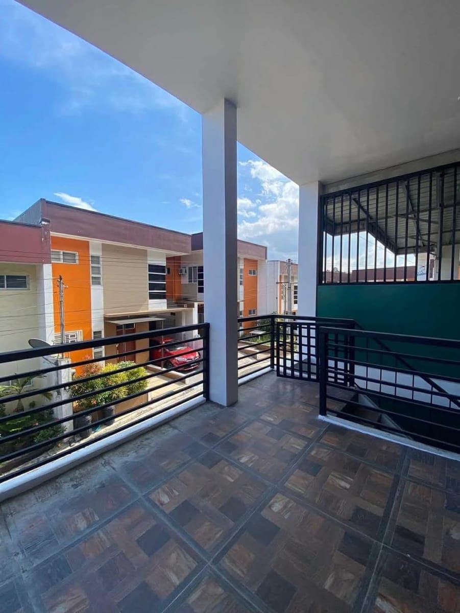 Direct Listing!!! - photo 4