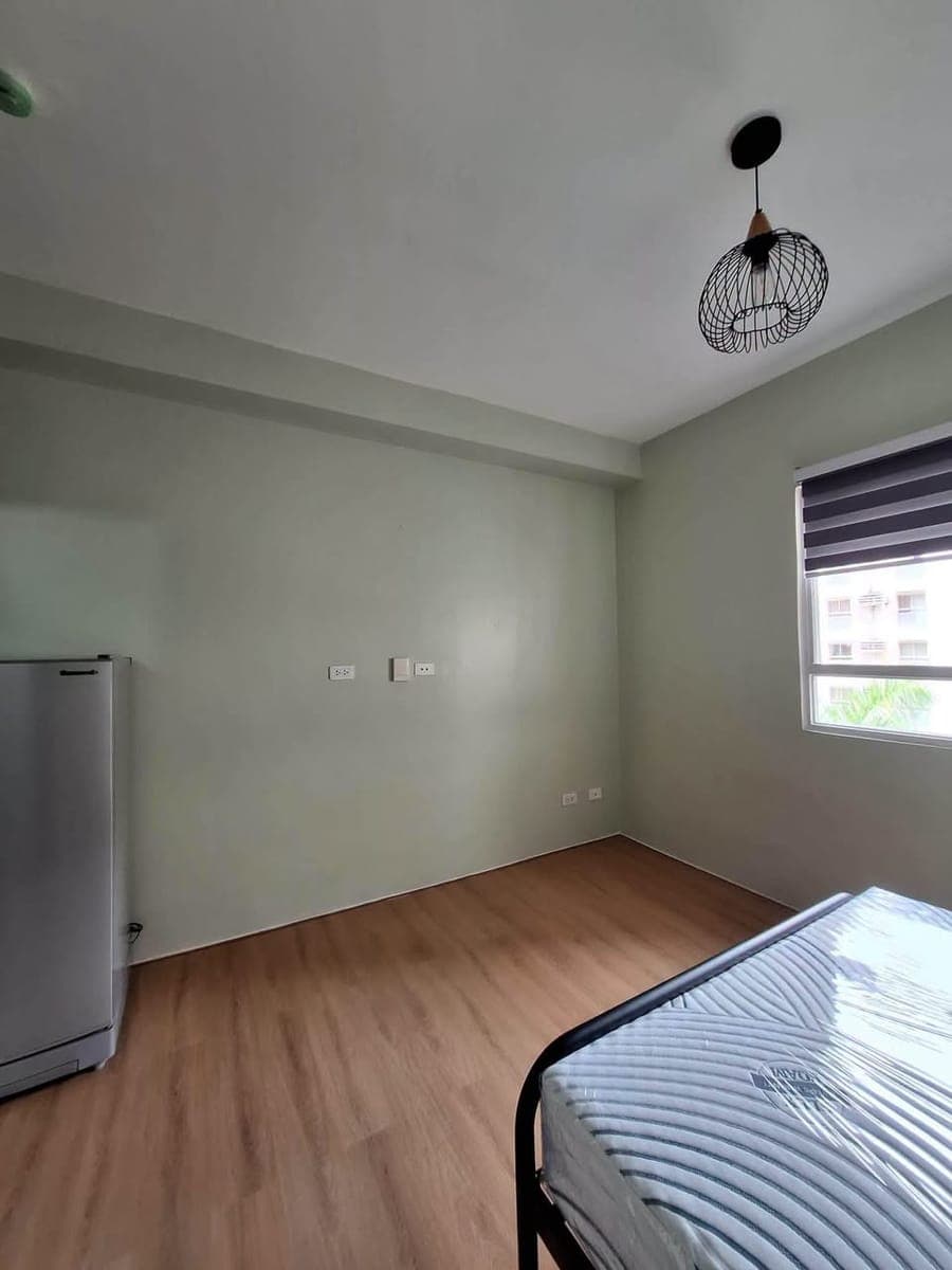 🚩 DL FOR RENT SEMI - FURNISHED Studio Unit in MIVESA 🚩(B6 5th floor ) - photo 2