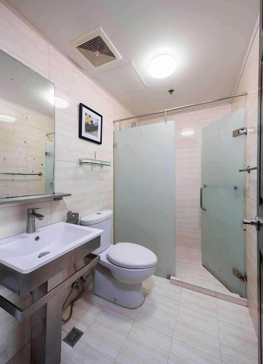 🏙️ FOR RENT | 59 SQM FURNISHED CONDO + PARKING 🔑✨ - photo 3