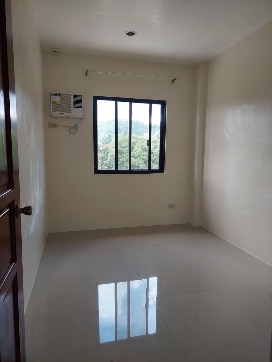 FOR RENT : House and Lot in Talamban.. - photo 5